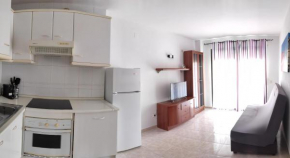 Apartamento con piscina y a 150 m de la Playa